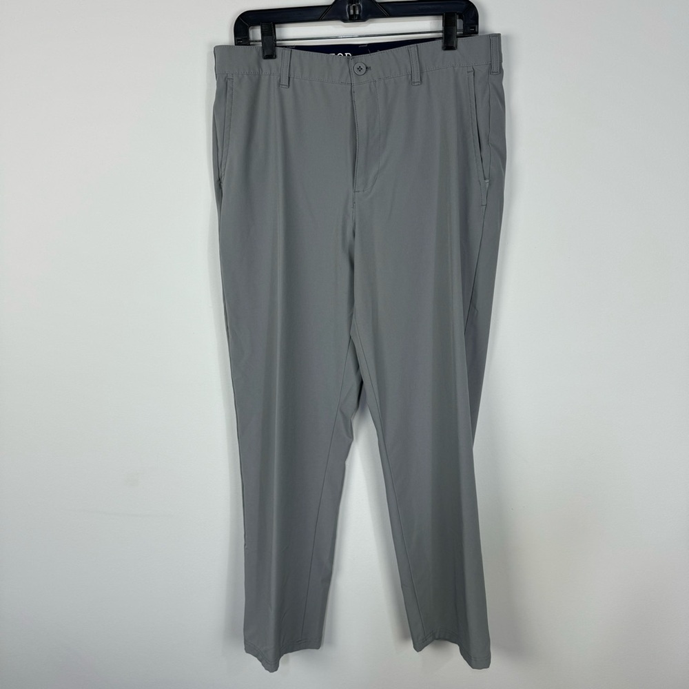 Izod Grey Gray Golf Pants Straight Leg Performance Sporty size 34x32